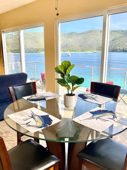 Sailfish Villa Luxury Beachfront Estate Magens Bay Cruz Bay Eksteriør bilde